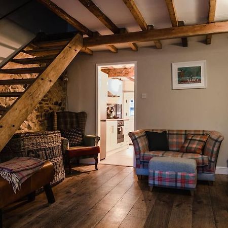 1800 Period Grade 2 Listed Cottage Addingham Exteriér fotografie